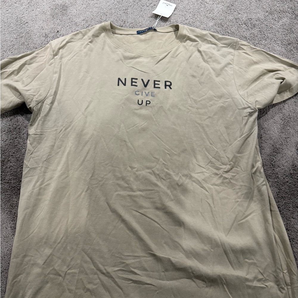 Men's Beige Graphic T-Shirt